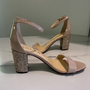 UNISA Pink‎ Block Sparkle heels ankle buckle sandals size 8.5